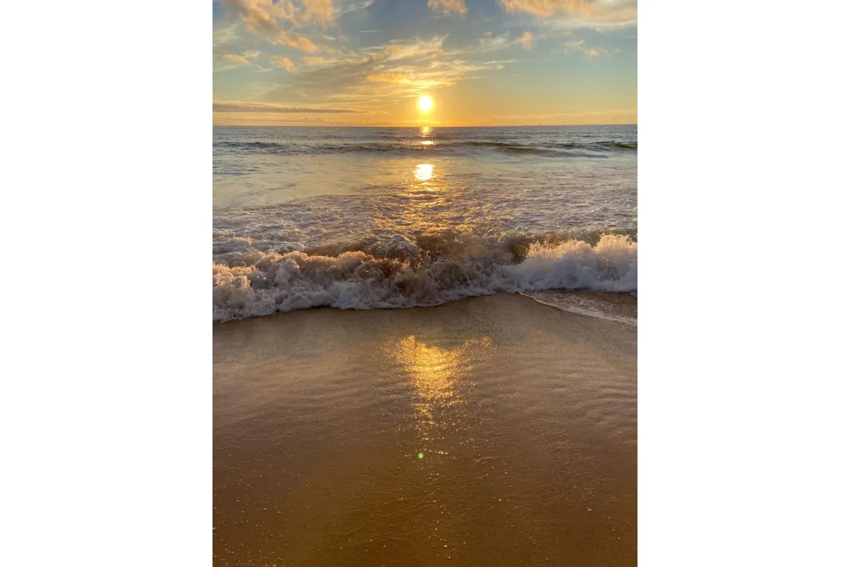 diverse stranden en de prachtige zonsondergangen