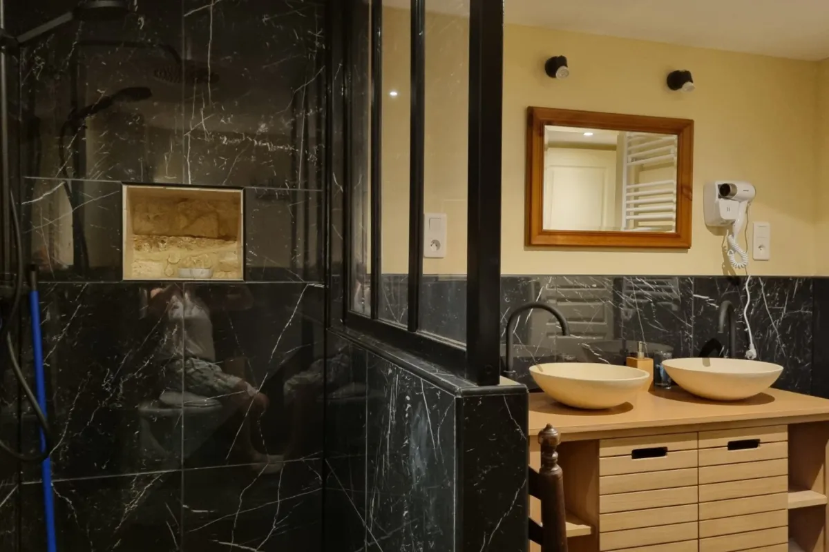 Maisonnette, badkamer 2
