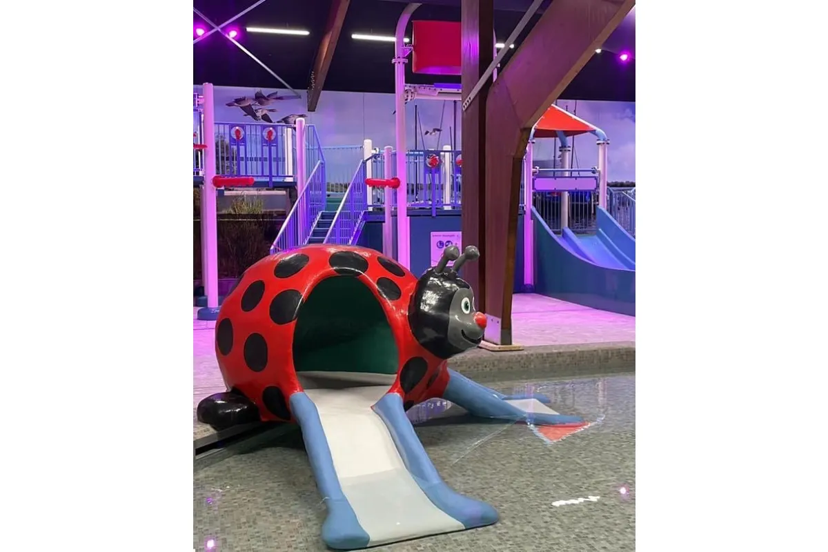 overdekt zwembad