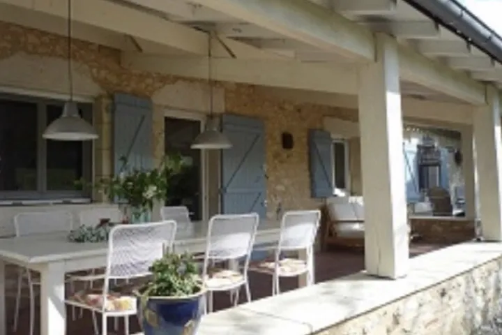 De veranda bij de keuken